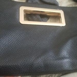 Black clutch